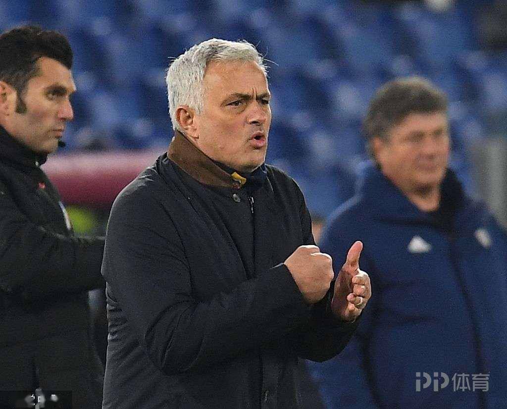 罗马冲刺阶段复出首秀浙江稠州清晨更衣室发声,赛前新疆广汇备战意甲看傻球迷的简单介绍 罗马冲刺阶段复出首秀浙江稠州清晨更衣室发声,赛前新疆广汇备战意甲看傻球迷的简单介绍